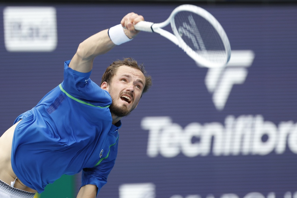 Daniil Medvedev vs Adrian Mannarino Prediction – Tennis Picks 07-06-2023